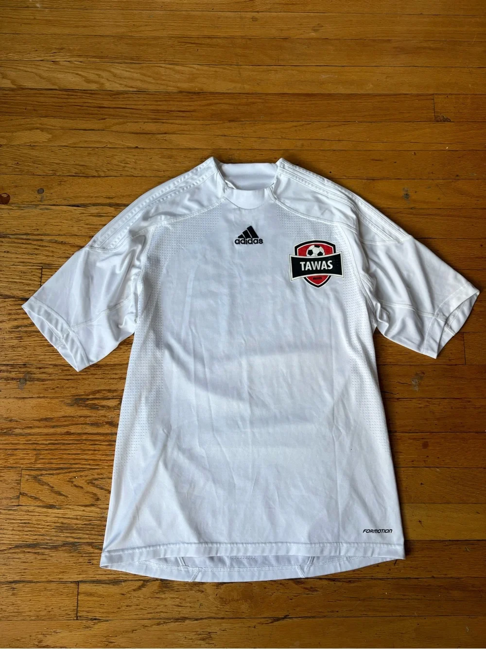 VINTAGE Y2K ADIDAS SOCCER JERSEY #19